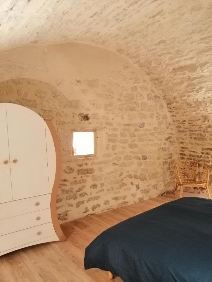 Le Refuge De La Sallee Gençay Exteriér fotografie