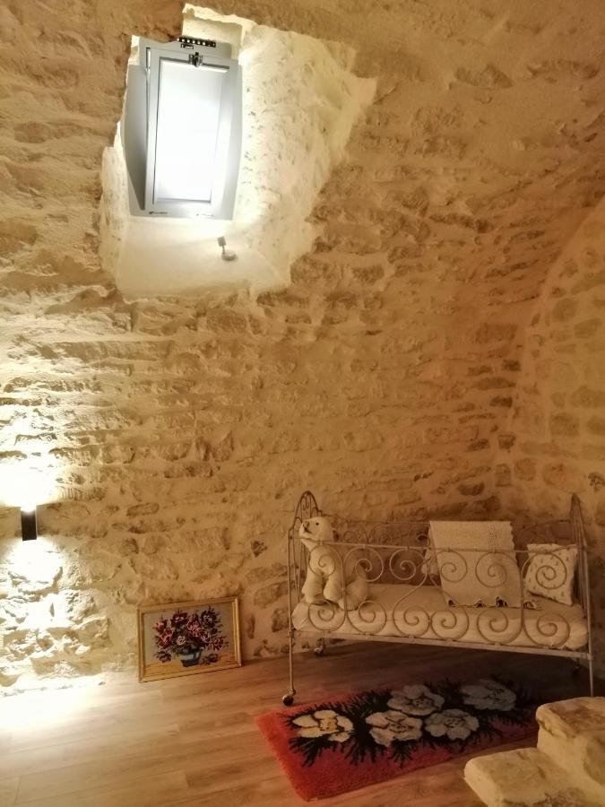 Le Refuge De La Sallee Gençay Exteriér fotografie